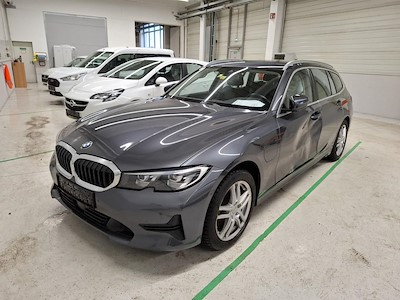 Kaufe BMW Series 3 bei Ayvens Carmarket